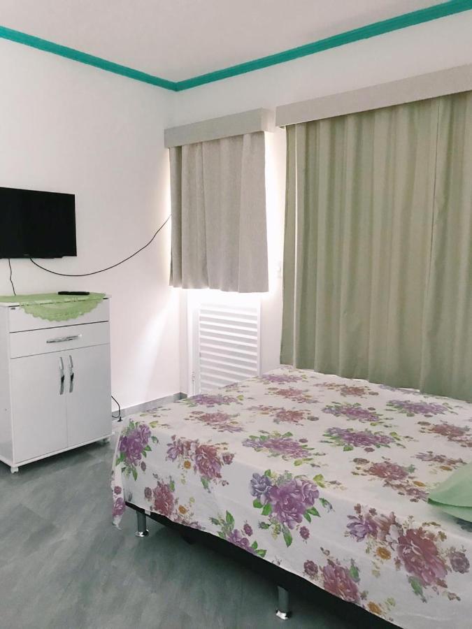 Suite Com Cozinha No Quintal Da Casa 卡波布里奥 外观 照片